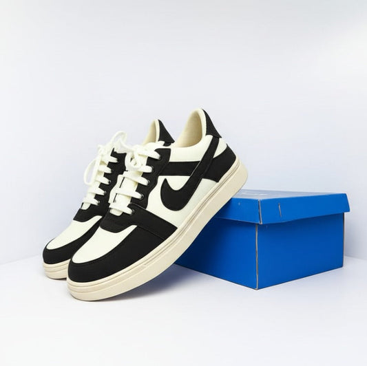 Men’s Classic Sneakers – Black