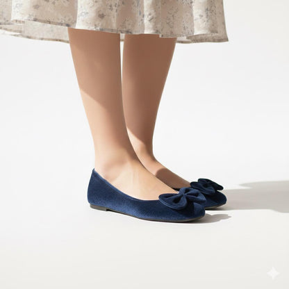 Women Stylish Velvet Pumps