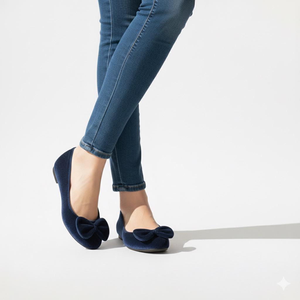 Women Stylish Velvet Pumps